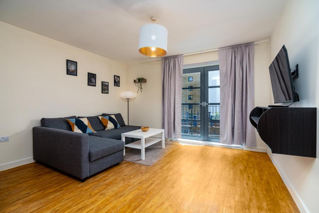 Zenith Hub Apartment London Exterior photo